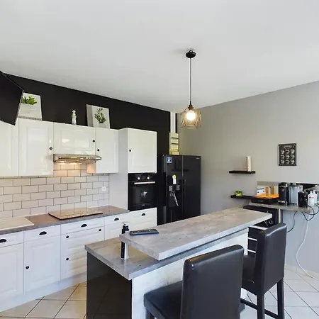 Harmony - Maison Avec Jardin Privatif Holiday home Romilly-sur-Seine