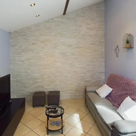 Harmony - House With Private Garden Holiday home Romilly-sur-Seine